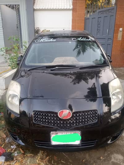 Toyota Vitz 2005.8
