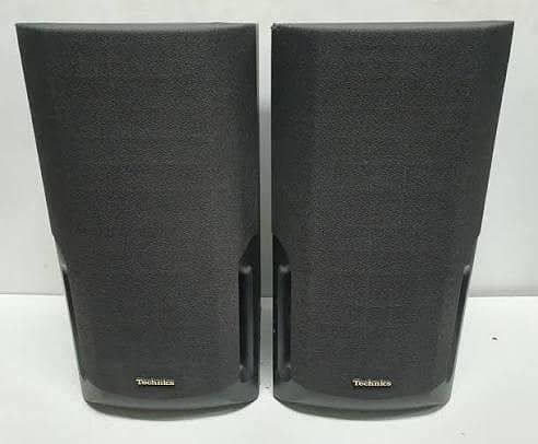Technics  bookshelf speaker 0