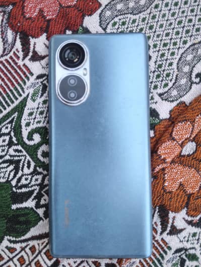 spark edge 20 pro 8+8=256