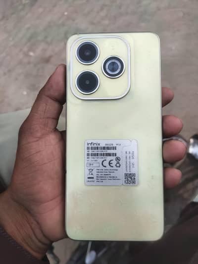 Infinix Hot 40i8+128 =exchange possible