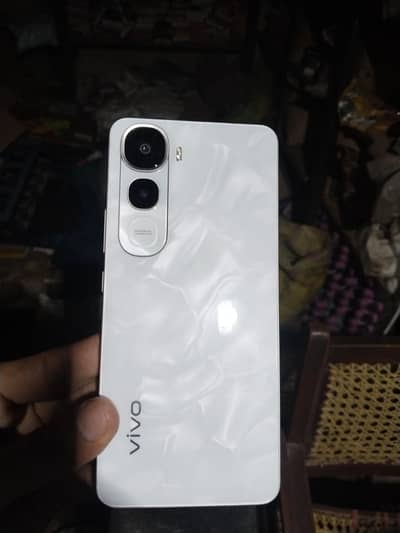 Vivo Y400