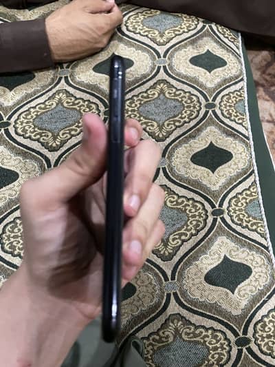 Apple iPhone XR