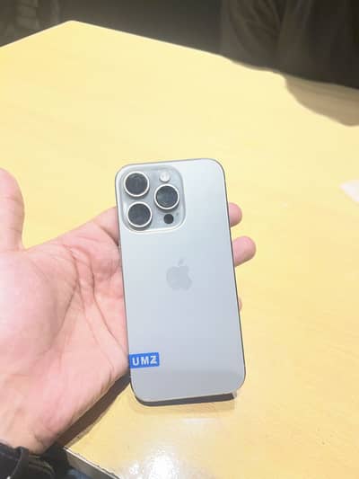 Apple iPhone 15 Pro