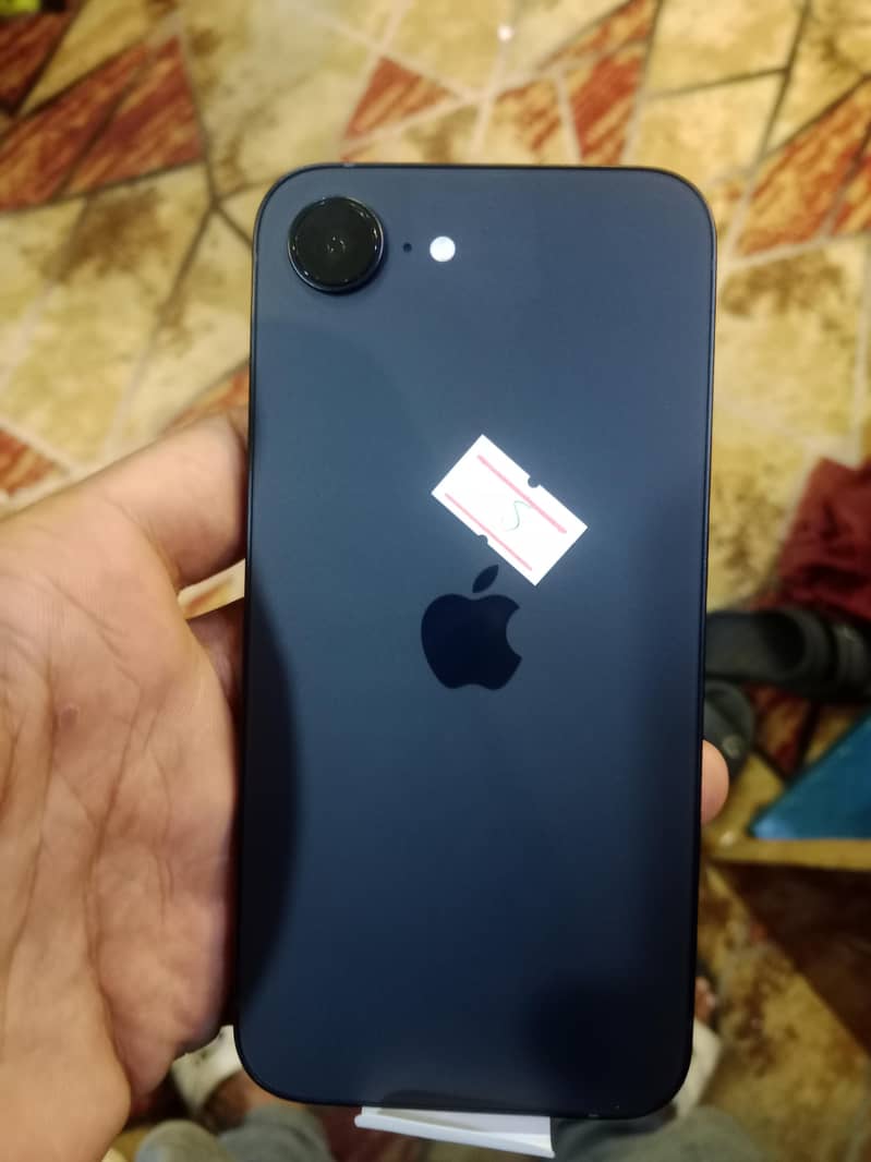 IPHONE 16 E 0