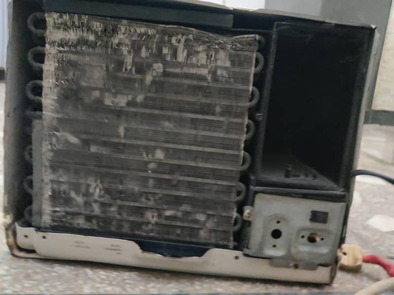 Window AC 1