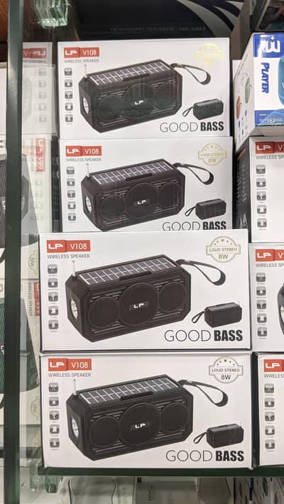 Speaker And Other Mobile Accessories Available in Wholesales rates