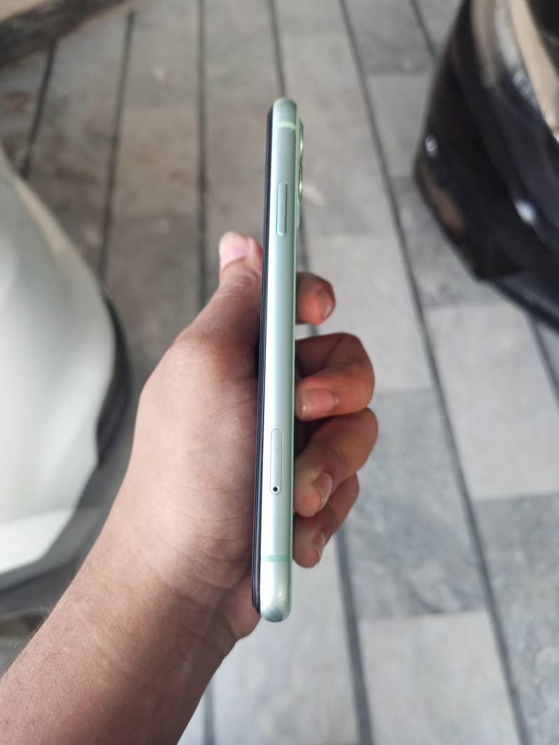 iPhone 11 1