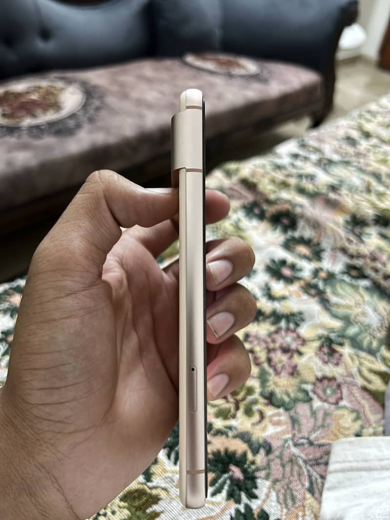 Google Pixel 8 2