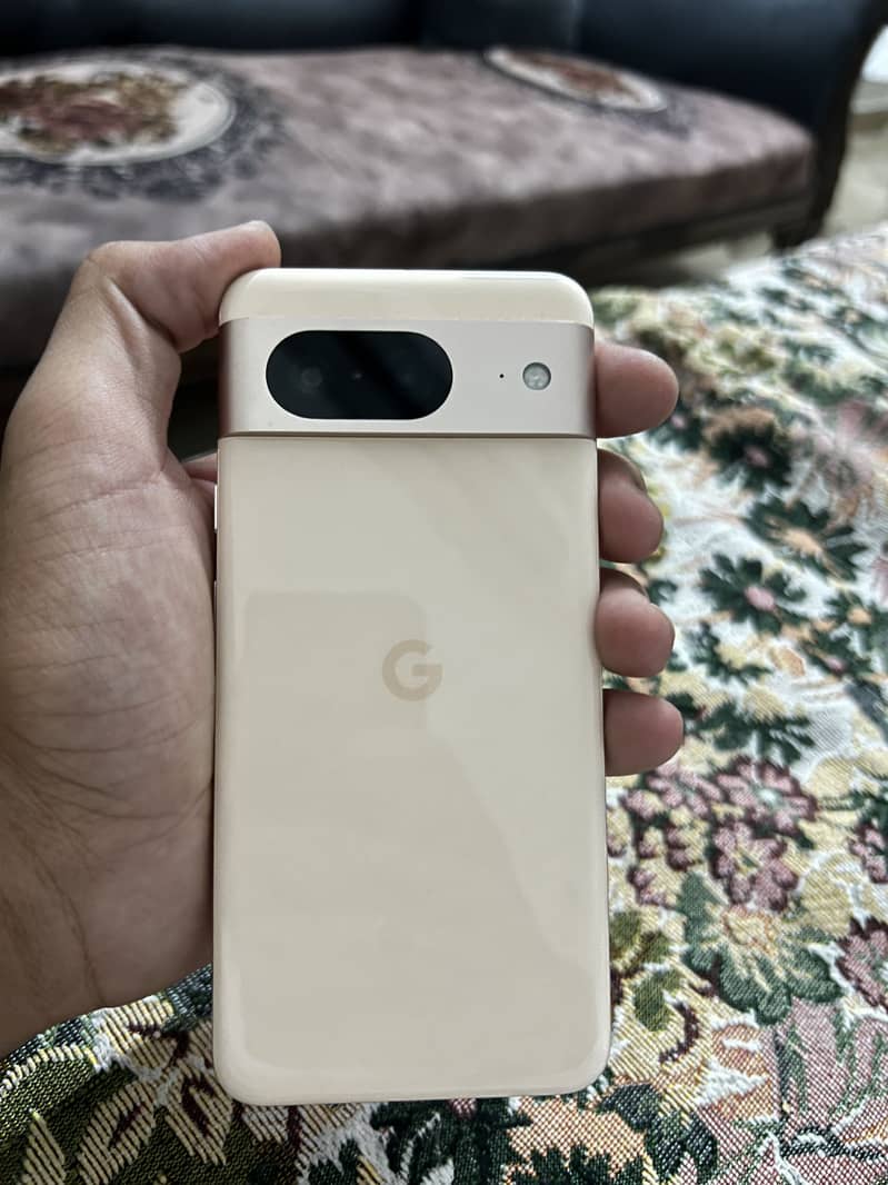Google Pixel 8 5