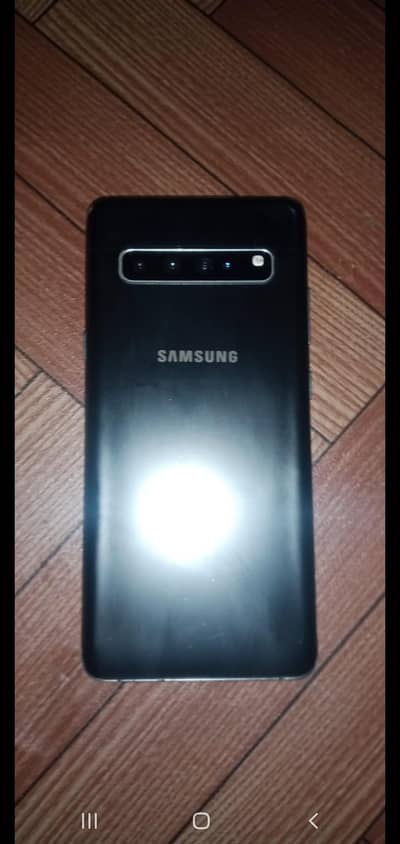 Samsung Mobile S10 Plus 5g 8+8/256 urgent sell
