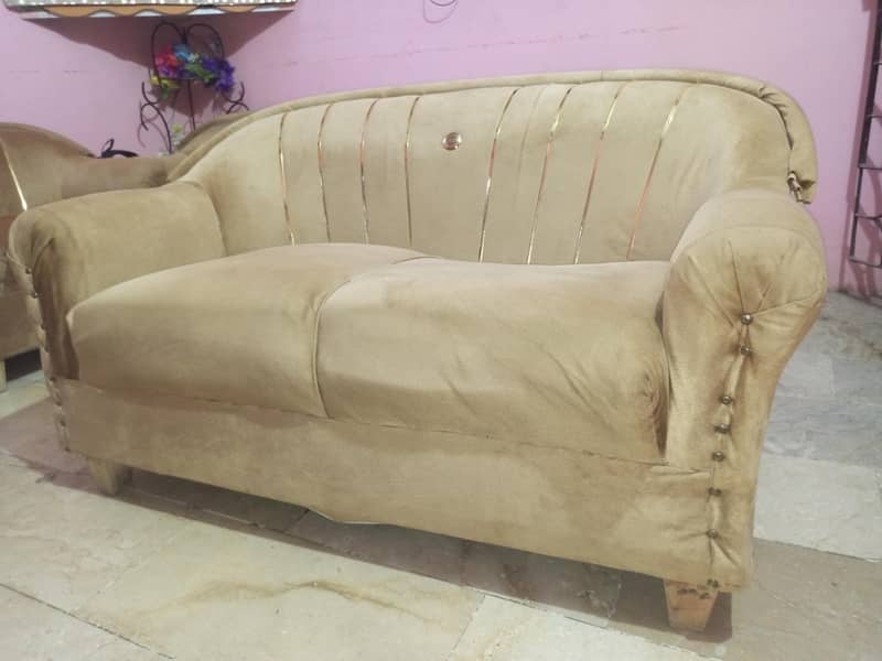 SOFA SET 10/9 0