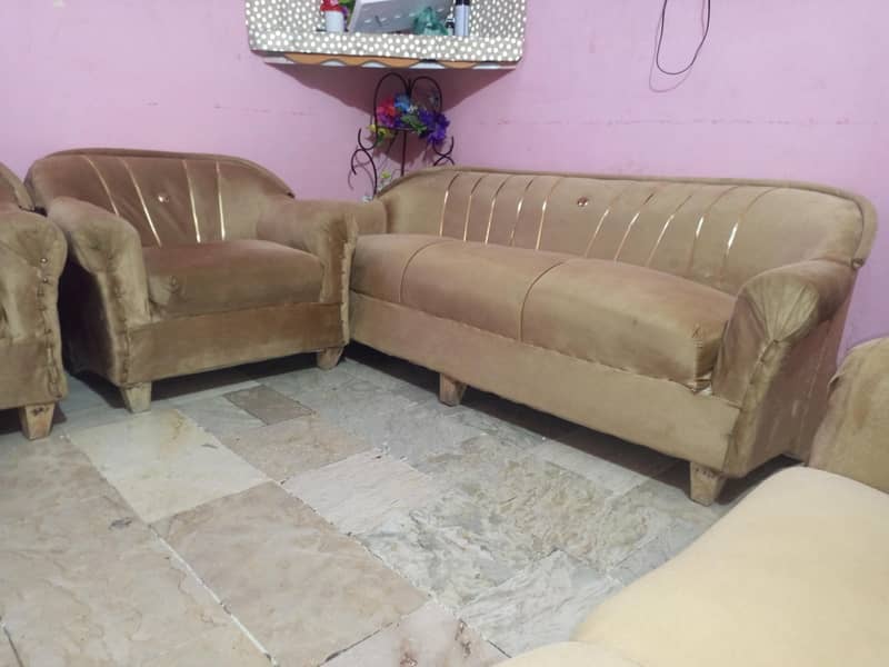 SOFA SET 10/9 1