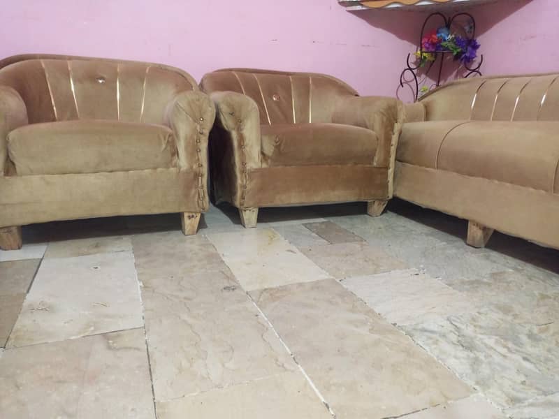 SOFA SET 10/9 2