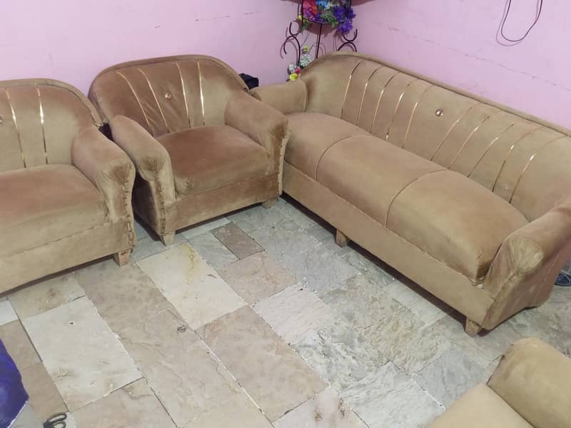 SOFA SET 10/9 4