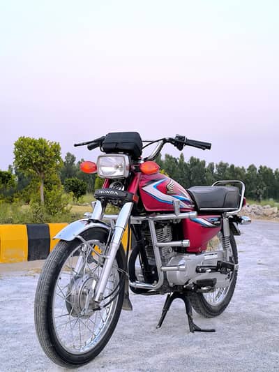 Honda CG 125, 2015 Model | Punjab Registered | Good Condition