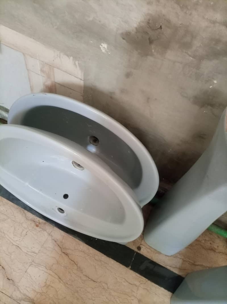 wash basins 6