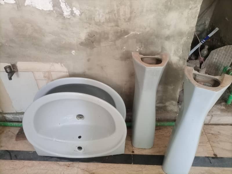 wash basins 7