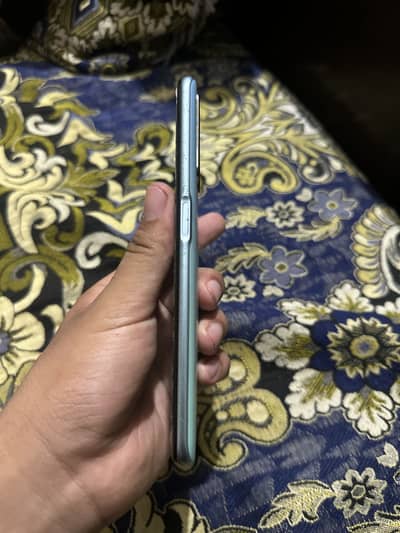 OPPO A76
