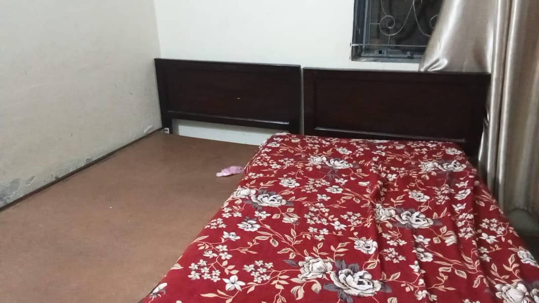 Double and Single Bed 4