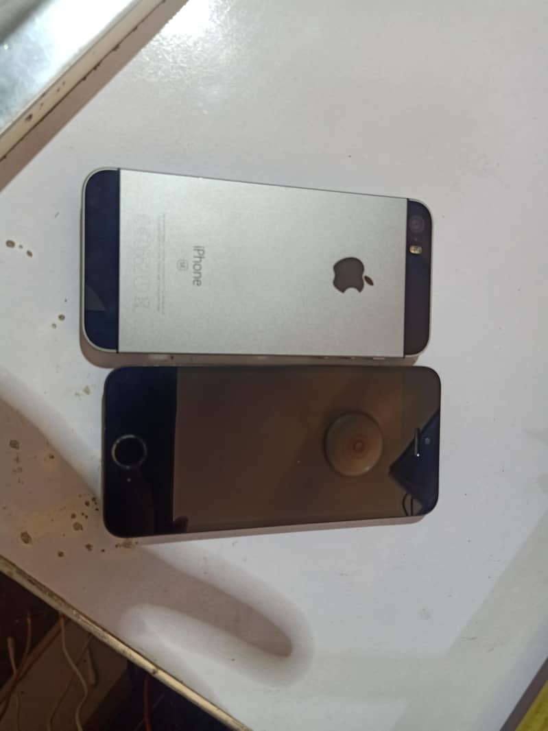 iphone 4se. 0