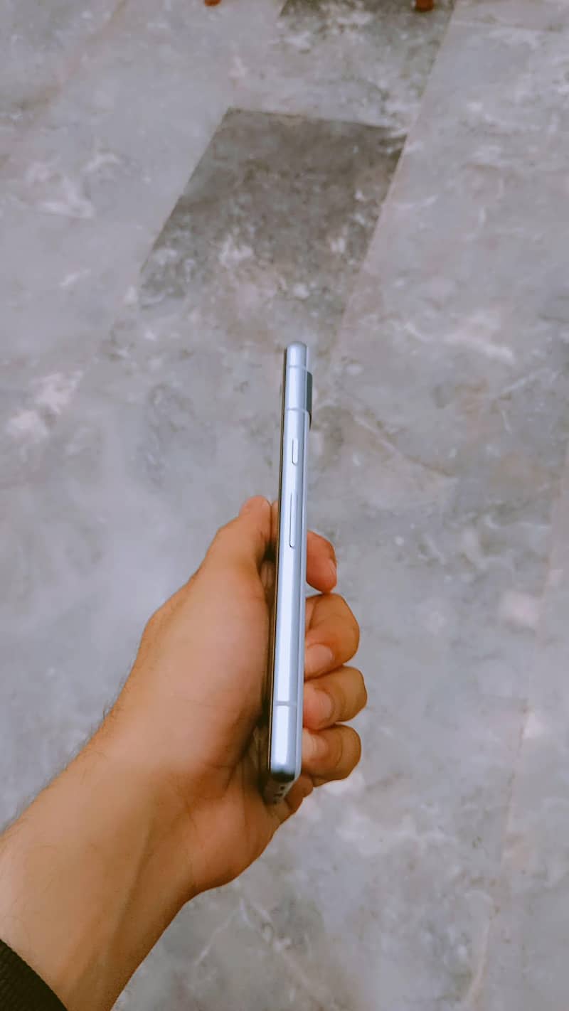 Google Pixel 7a 6