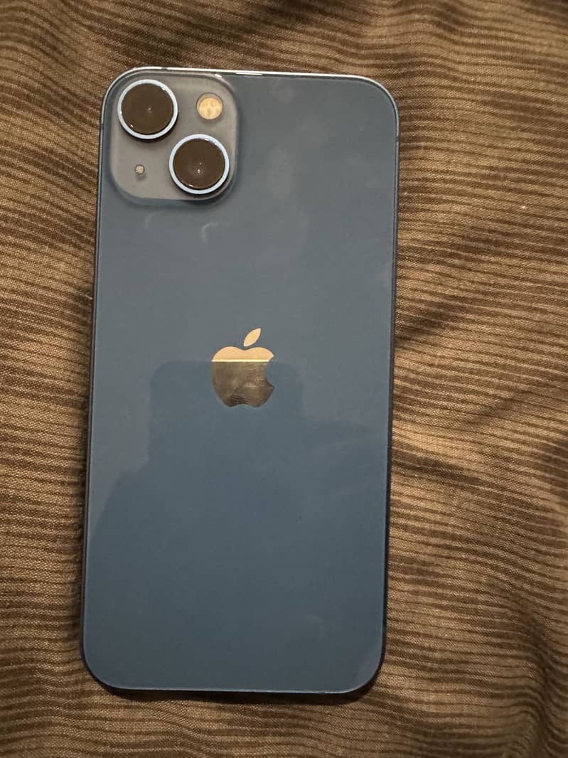Apple iPhone 13 2