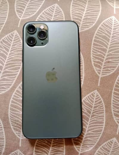 iPhone 11 Pro 256gb FU 10/10 condition with no scratches