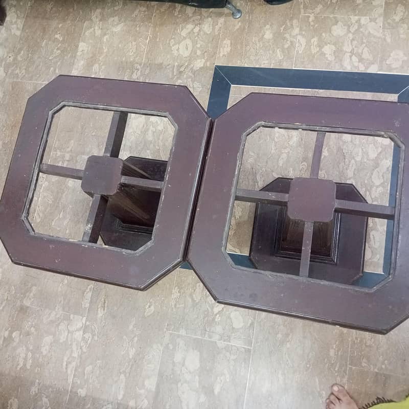 tables 0