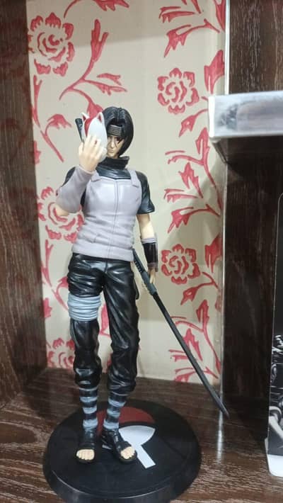 itachi figure
