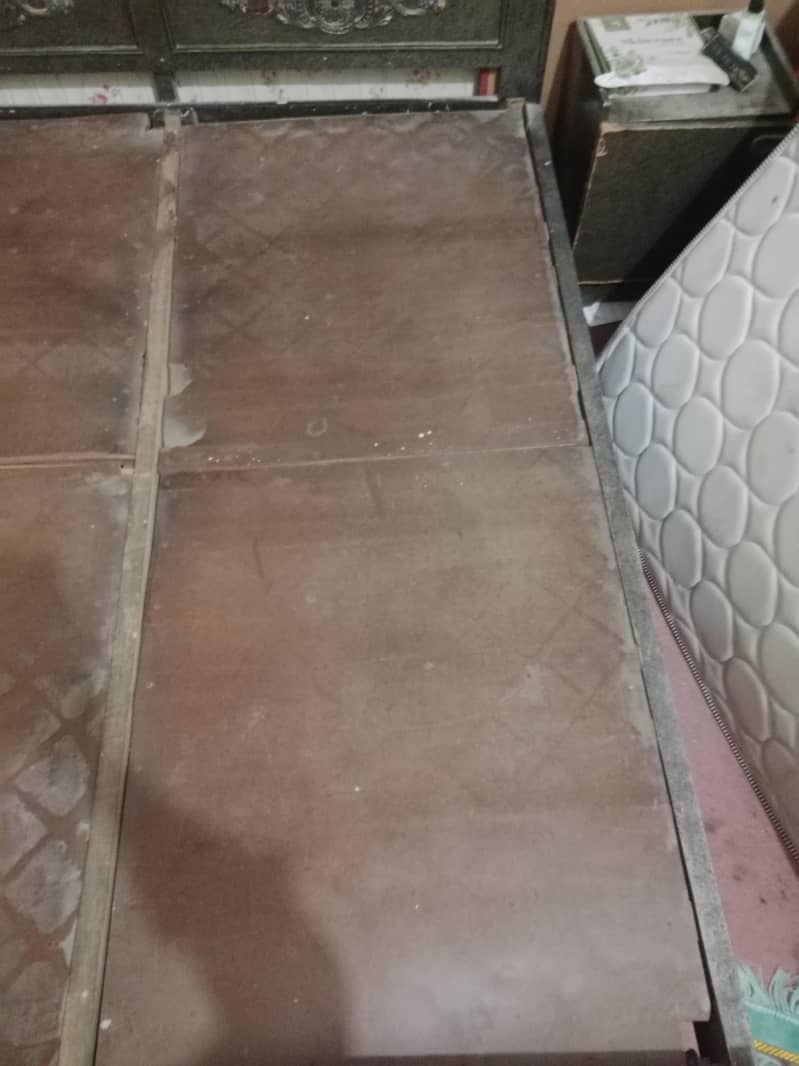 master size double bed 1