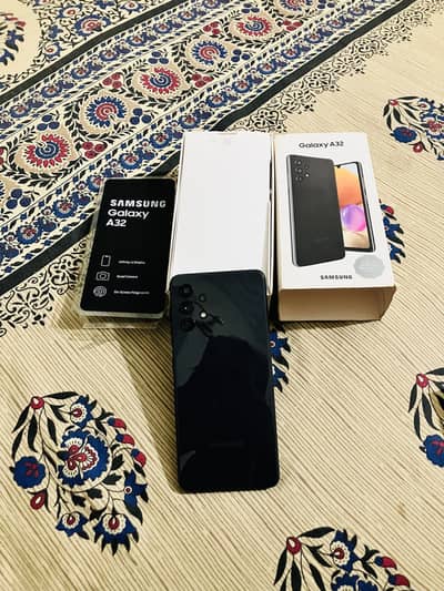 Samsung Mobile A32 6/128 with box