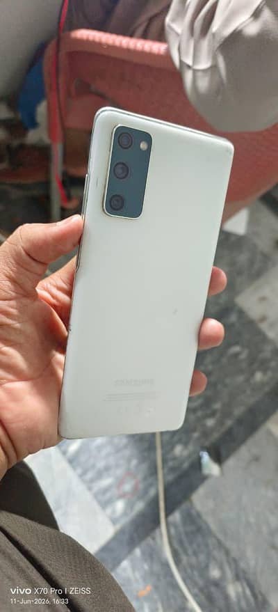Samsung Galaxy s20fe