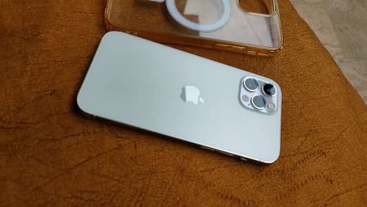 Apple iPhone 12 Pro