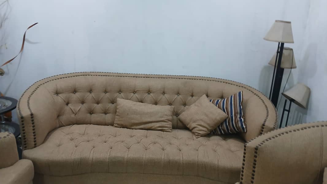7 seater king size sofa set with solid base 3
