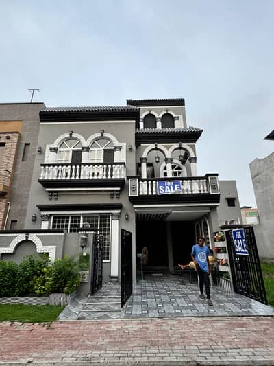 5 Marla Upper Portion for Rent in AA Block, Bahria Town Lahore
