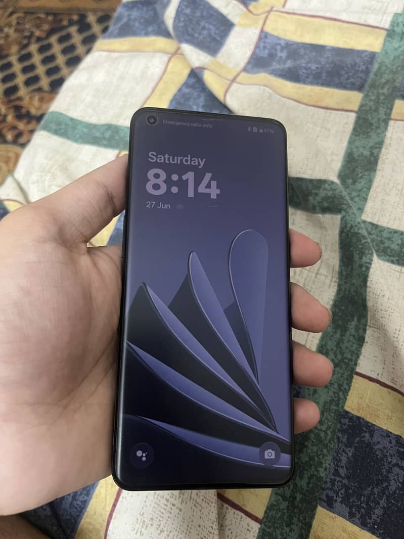 One Plus 10 Pro 6