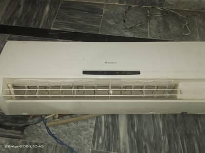 GREE 1.5 Ton Split AC – 18000 BTU – Good Condition