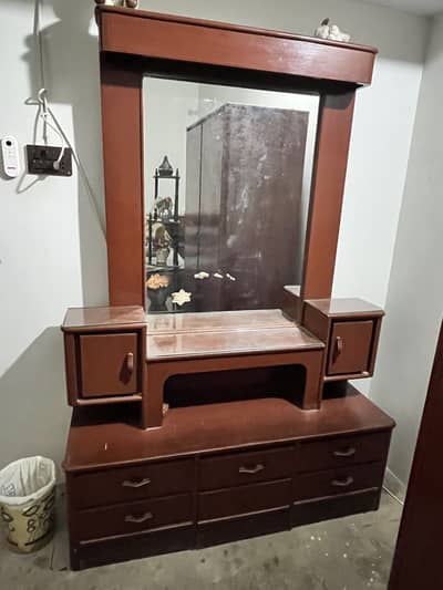 Dressing table for sale