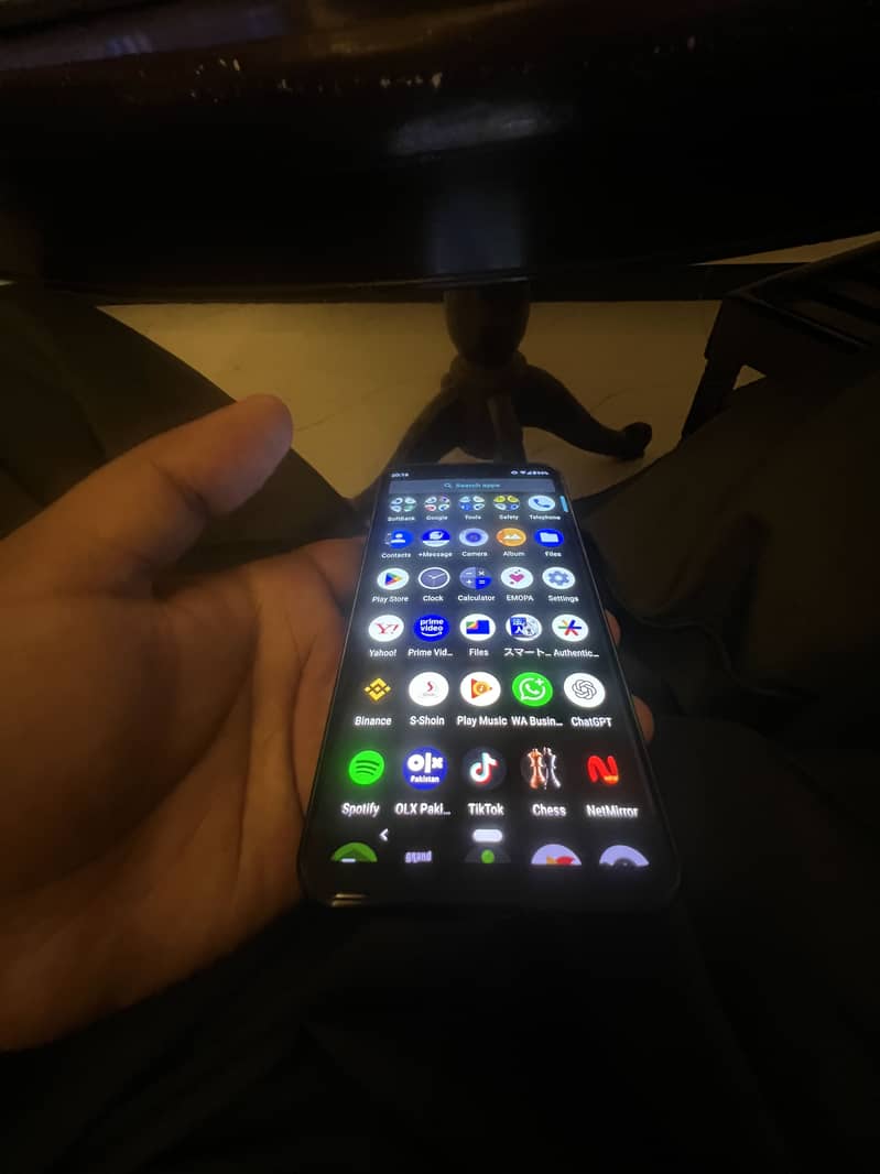 Sharp Aquos Zero 4