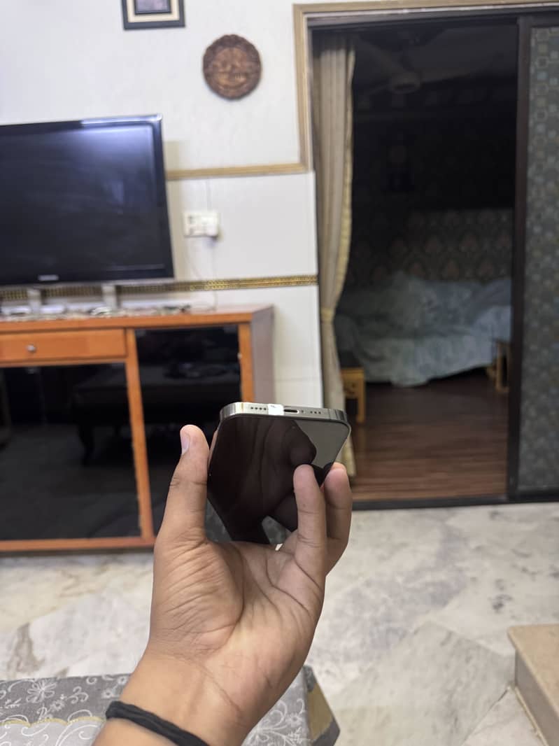 iphone 13 pro 5