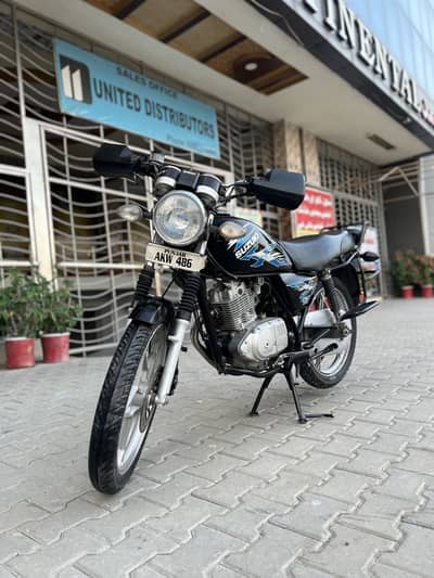 Suzuki GS 150 SE