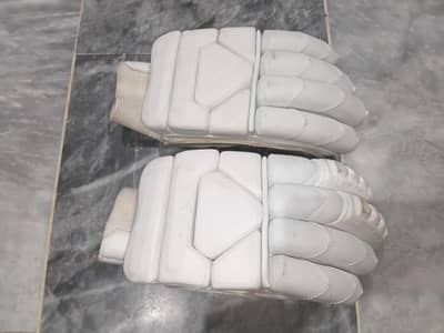 Cricket Gloves for sell