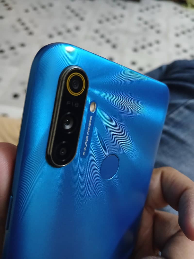 Realme C3 5