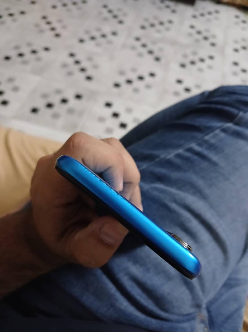 Realme C3 7