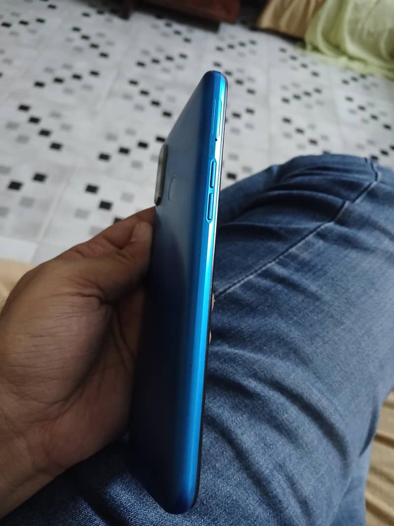 Realme C3 9