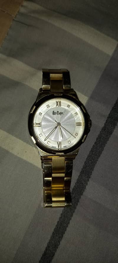 lee cooper gold-tone Lee Cooper LC06701 women watch