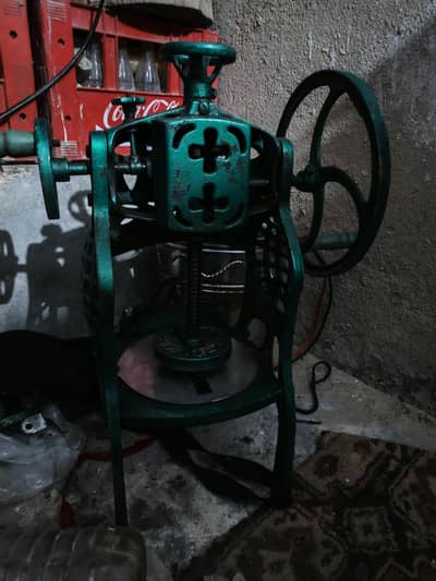 Gola Ganda machine