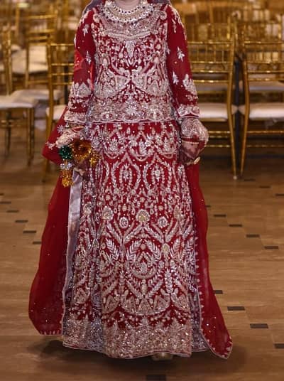urgent sale 10/10 condition lehnga