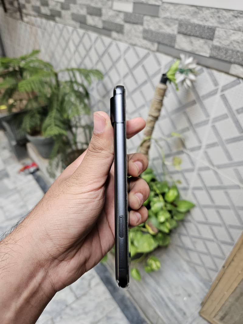 Google Pixel 8 1