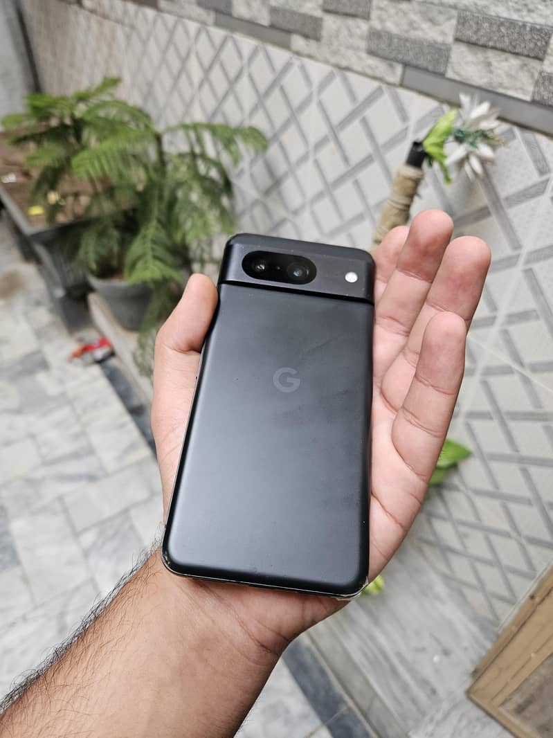 Google Pixel 8 7